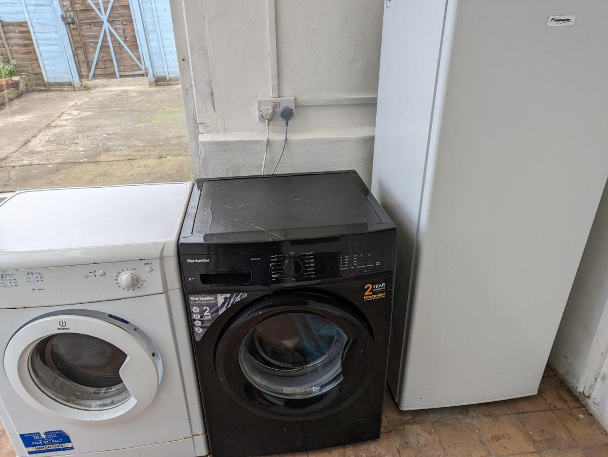 5 Bed Terraced Family + Parking Feriehus *